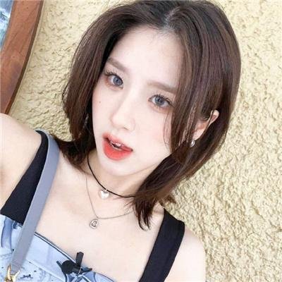 核弹英雄海报